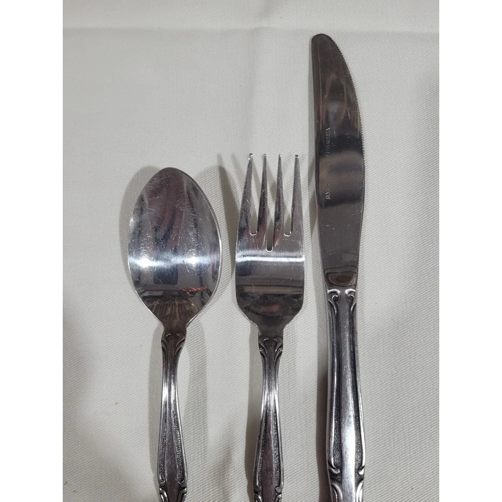 Rogers Co. Korea Auberge Satin Stainless (5) Piece Place Setting Knife Forks Spo